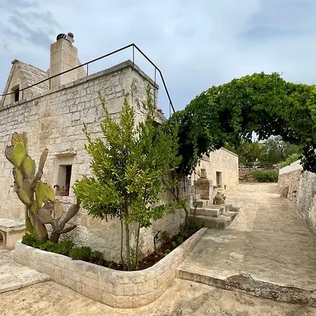فندق مبيت وإفطار Via Dei Trulli