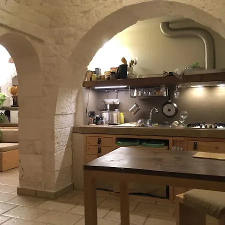 Via Dei Trulli فندق مبيت وإفطار تْشيستيرنِنو